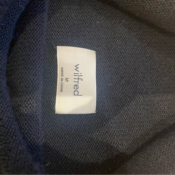 Wilfred black turtleneck - Picture 2 of 2